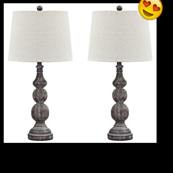 LIKE NEW! SET OF 2 TABLE LAMPS! - Picture 4 of 7